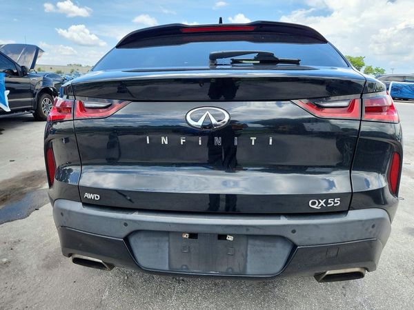 2022 INFINITI QX55 Luxe