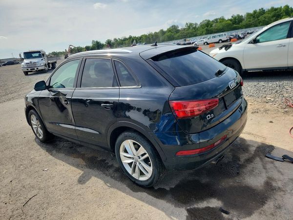 2017 AUDI Q3 quattro Premium