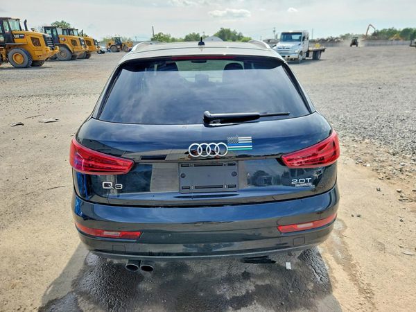 2017 AUDI Q3 quattro Premium