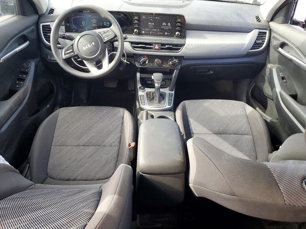 2025 KIA SELTOS LX