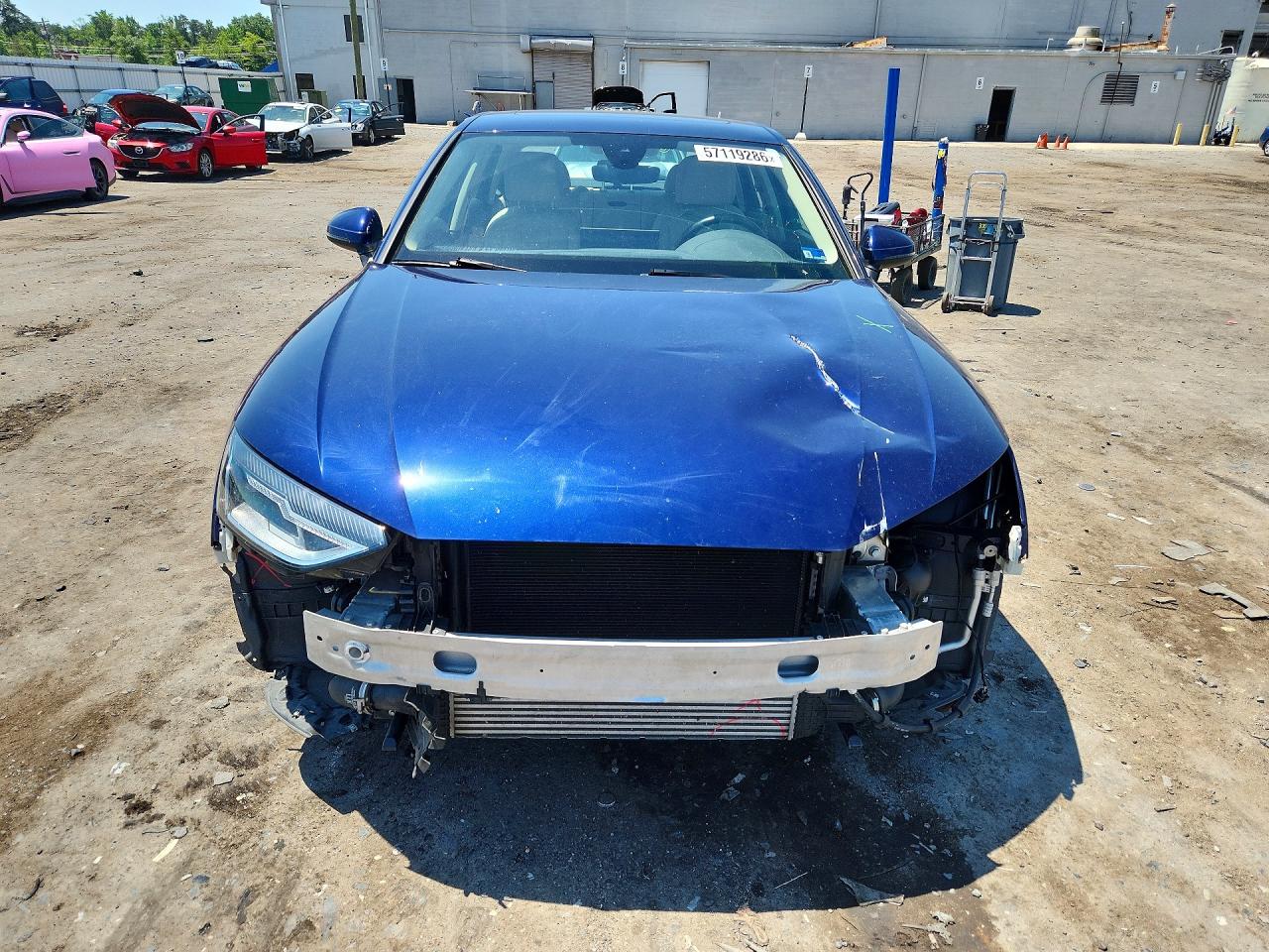 2022 AUDI A4 quattro Premium
