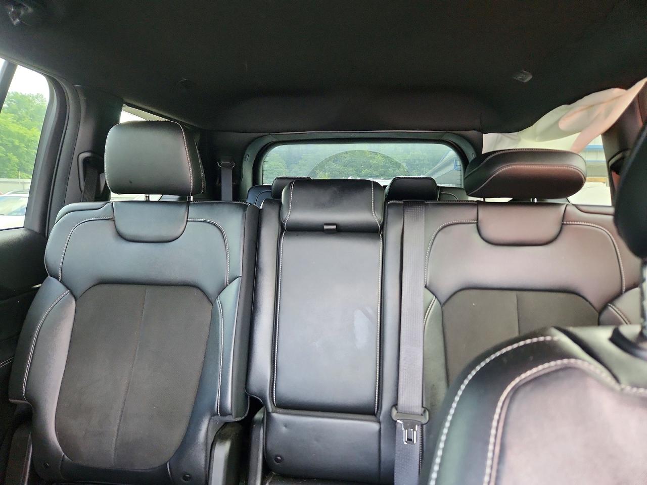 2022 JEEP GRAND CHEROKEE L LAREDO 4X4