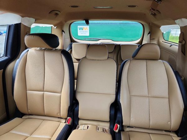2019 KIA SEDONA