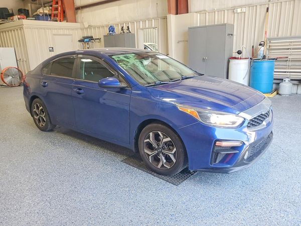 2021 KIA FORTE FE, LXS