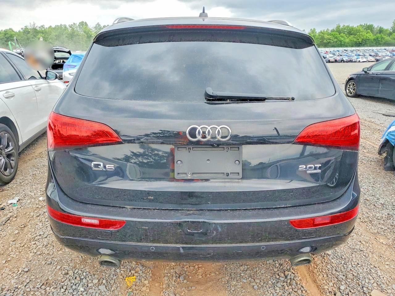 2013 AUDI Q5 Premium Plus