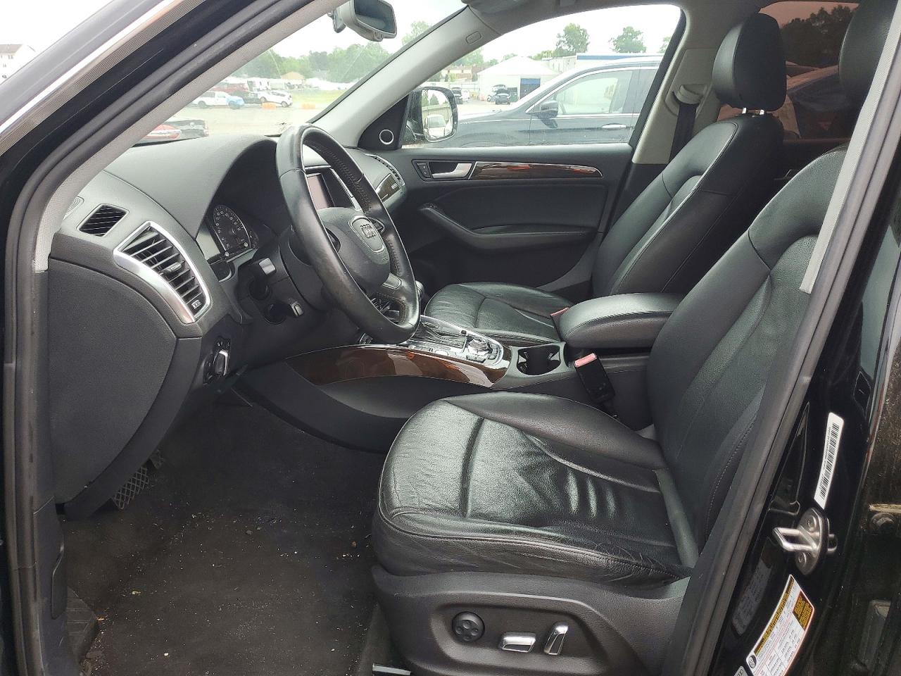 2013 AUDI Q5 Premium Plus