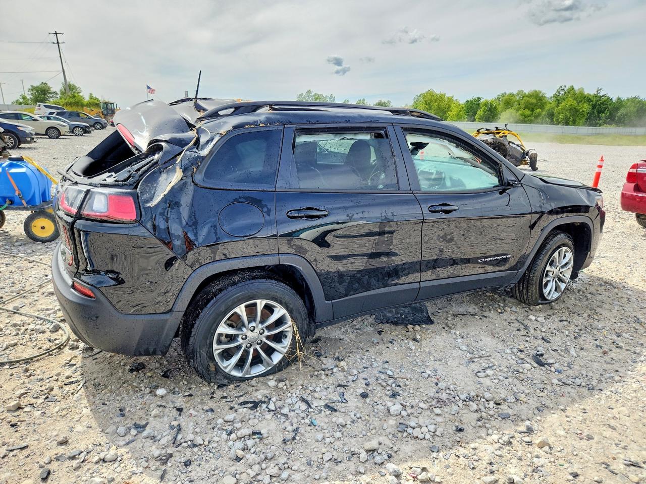 2022 JEEP CHEROKEE LATITUDE LUX 4X4