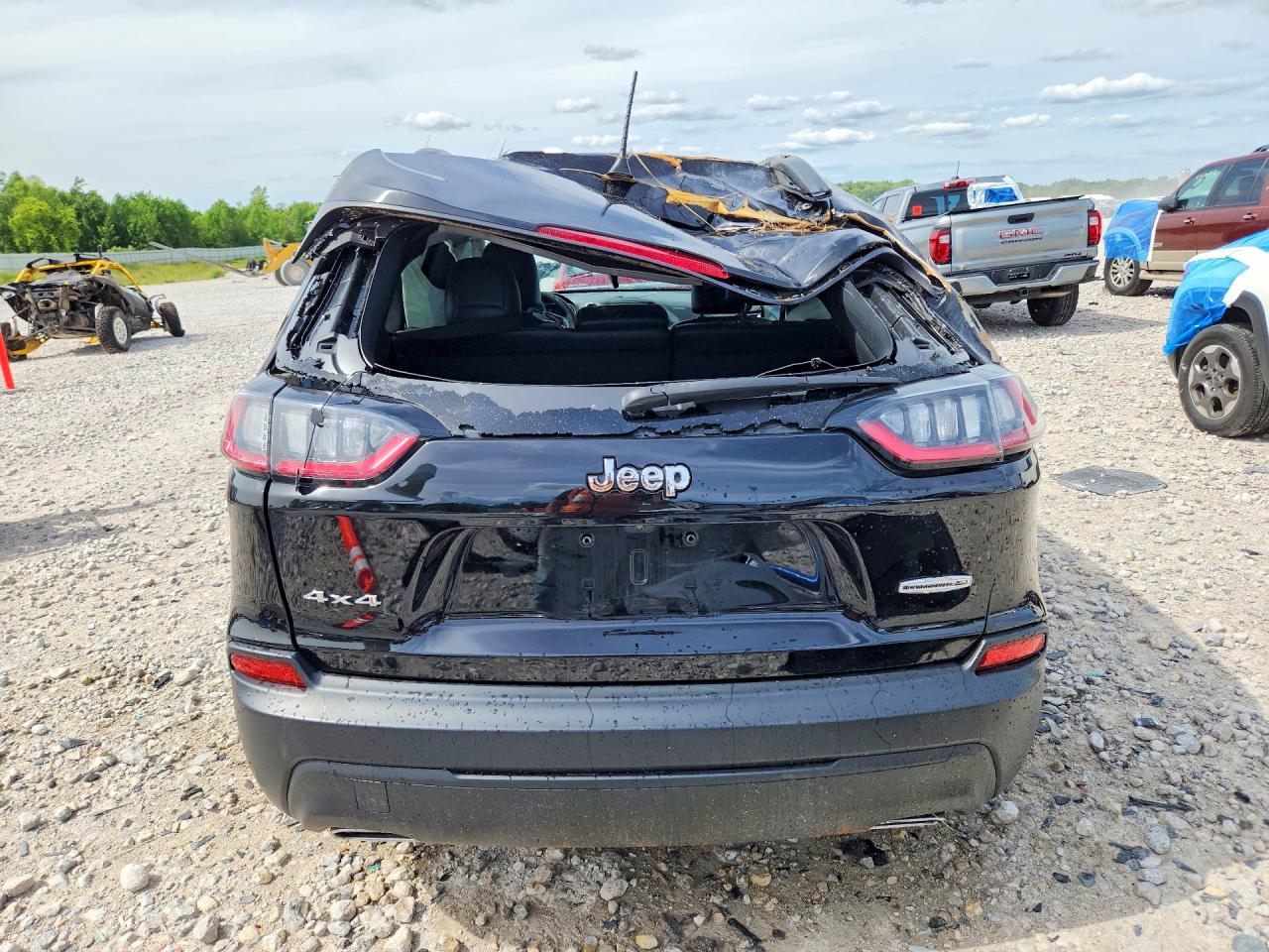 2022 JEEP CHEROKEE LATITUDE LUX 4X4
