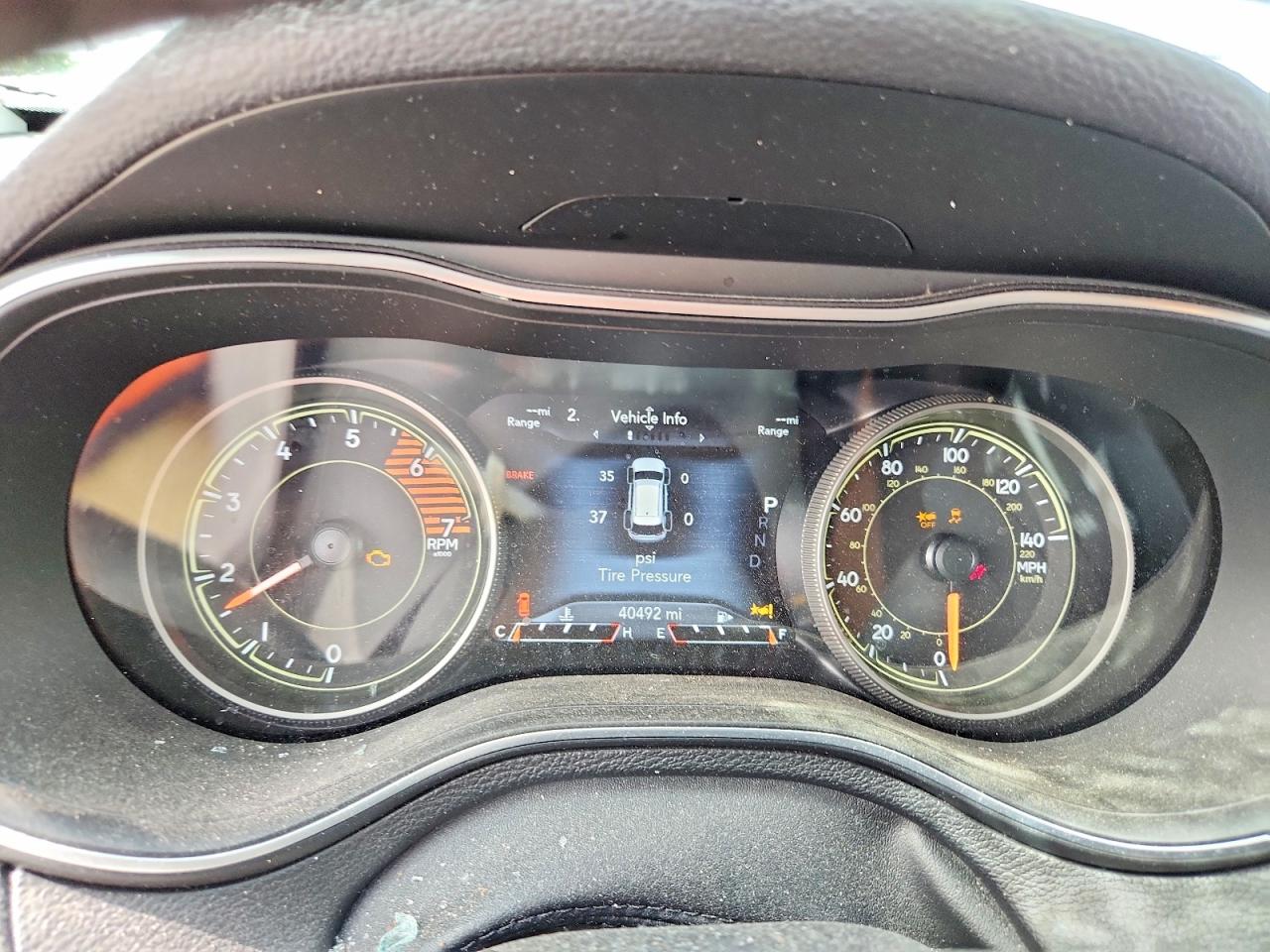 2022 JEEP CHEROKEE LATITUDE LUX 4X4