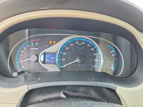 2013 TOYOTA SIENNA