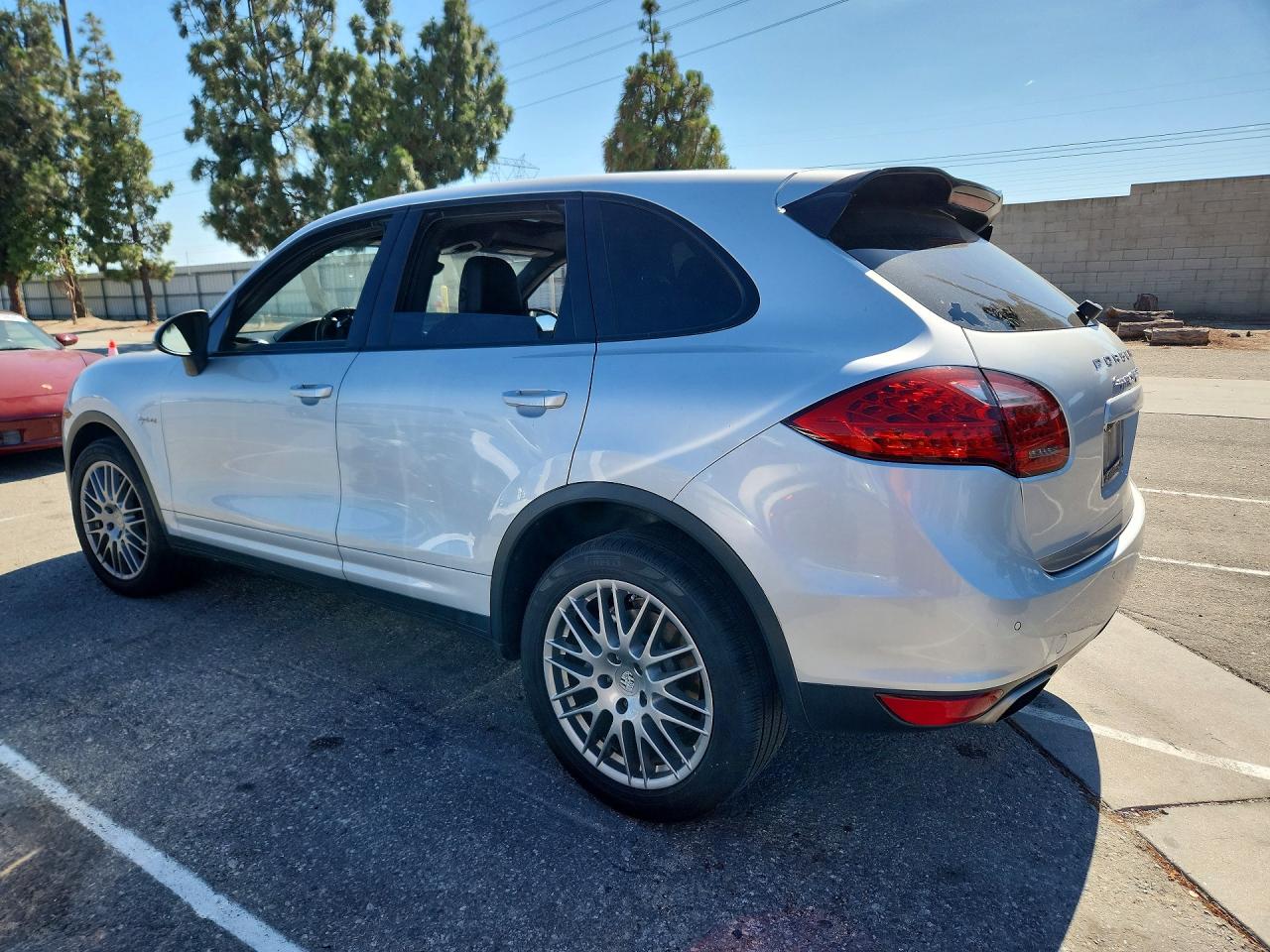 2012 PORSCHE CAYENNE