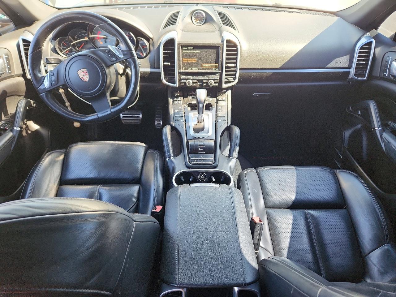 2012 PORSCHE CAYENNE