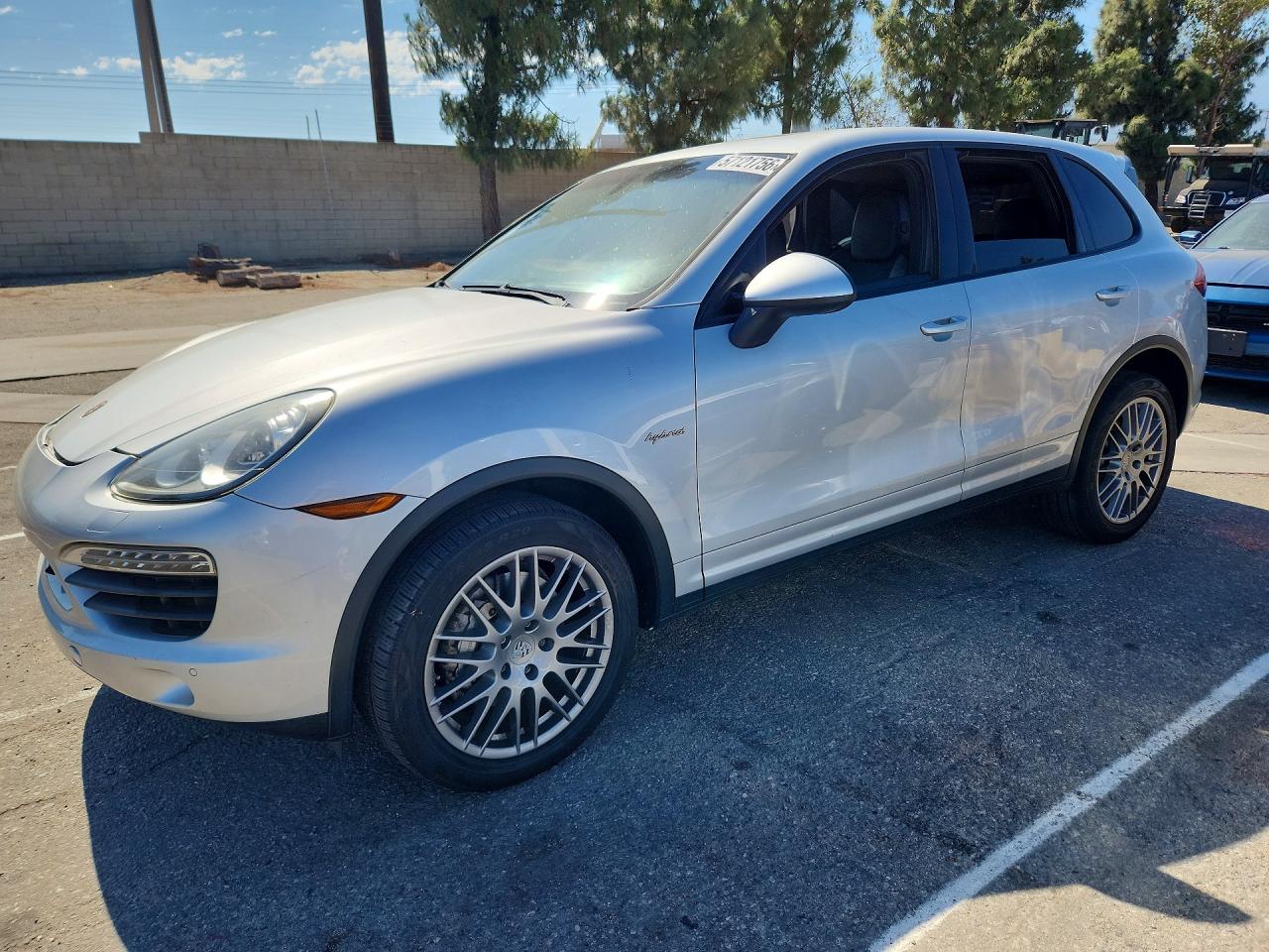 2012 PORSCHE CAYENNE