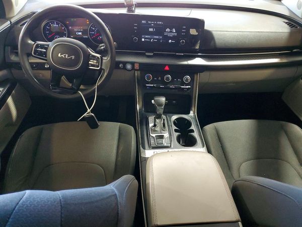 2022 KIA CARNIVAL LX, LX Seat Package