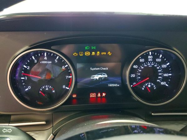2022 KIA CARNIVAL LX, LX Seat Package