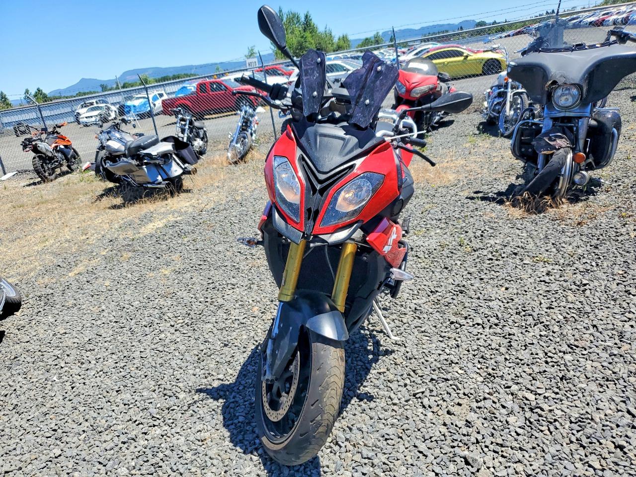 2016 BMW S 1000