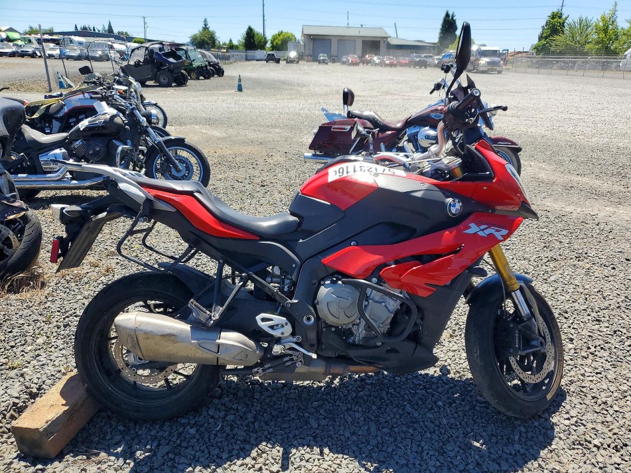 2016 BMW S 1000