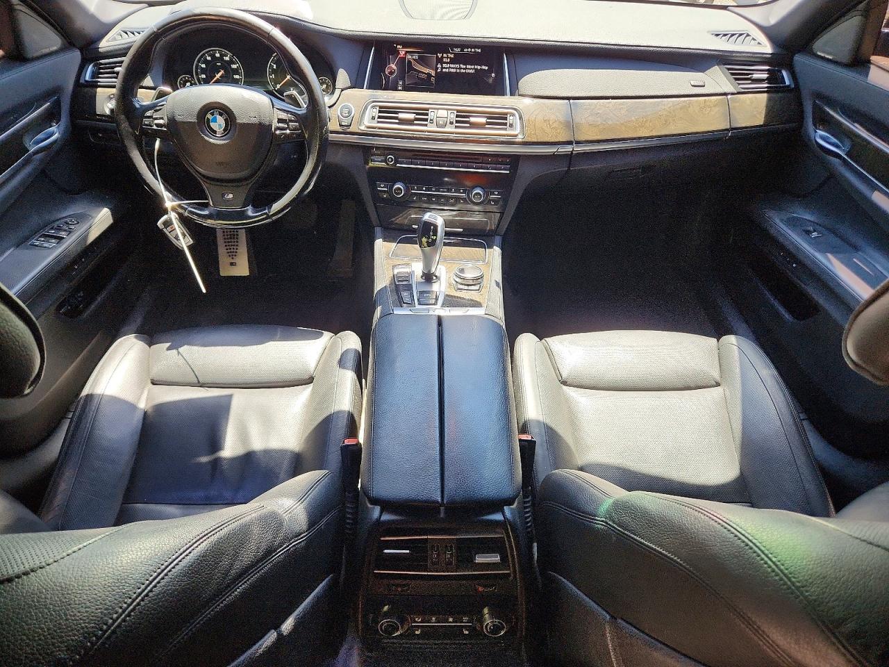 2015 BMW 740 xDrive