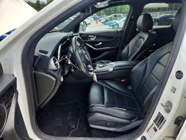 2018 MERCEDES-BENZ GLC GLC300