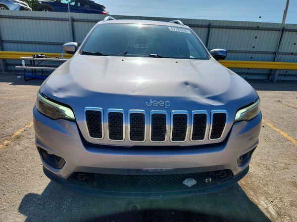2019 JEEP CHEROKEE LATITUDE PLUS 4X4