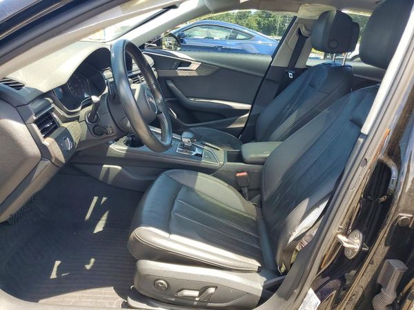2019 AUDI A4 Premium, Titanium