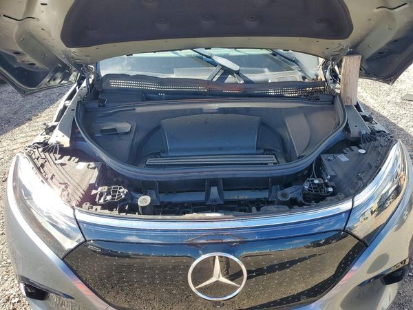 2023 MERCEDES-BENZ ALL OTHER EQS450+ — Engine bay