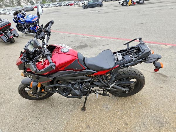 2015 YAMAHA FJ09