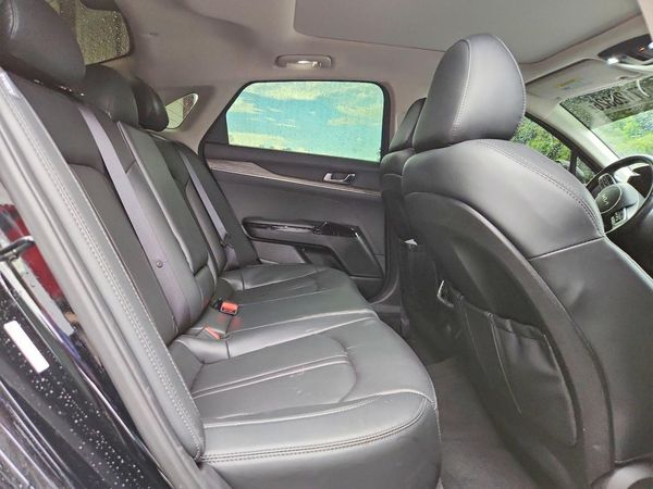 2024 KIA K5 EX
