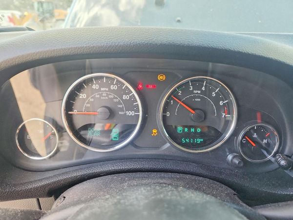 2017 JEEP WRANGLER SAHARA 4X4
