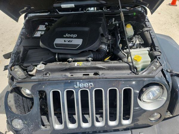 2017 JEEP WRANGLER SAHARA 4X4