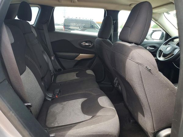 2018 JEEP CHEROKEE LATITUDE FWD