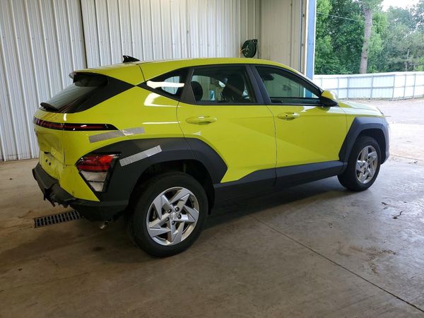 2024 HYUNDAI KONA SE