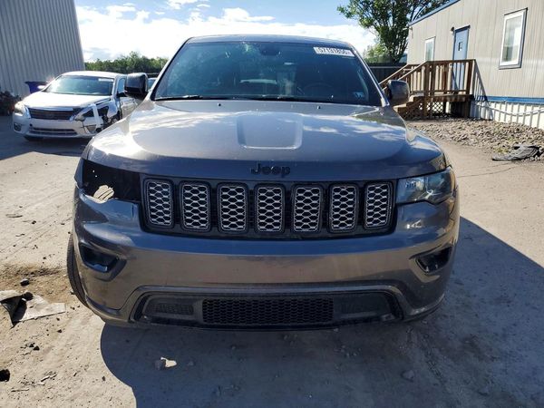 2018 JEEP GRAND CHEROKEE Laredo