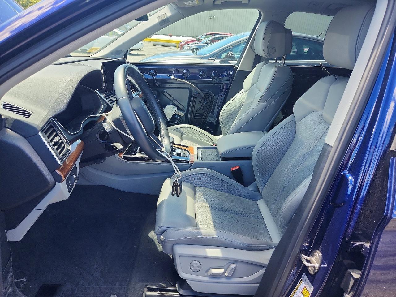 2021 AUDI Q5 quattro Premium Plus