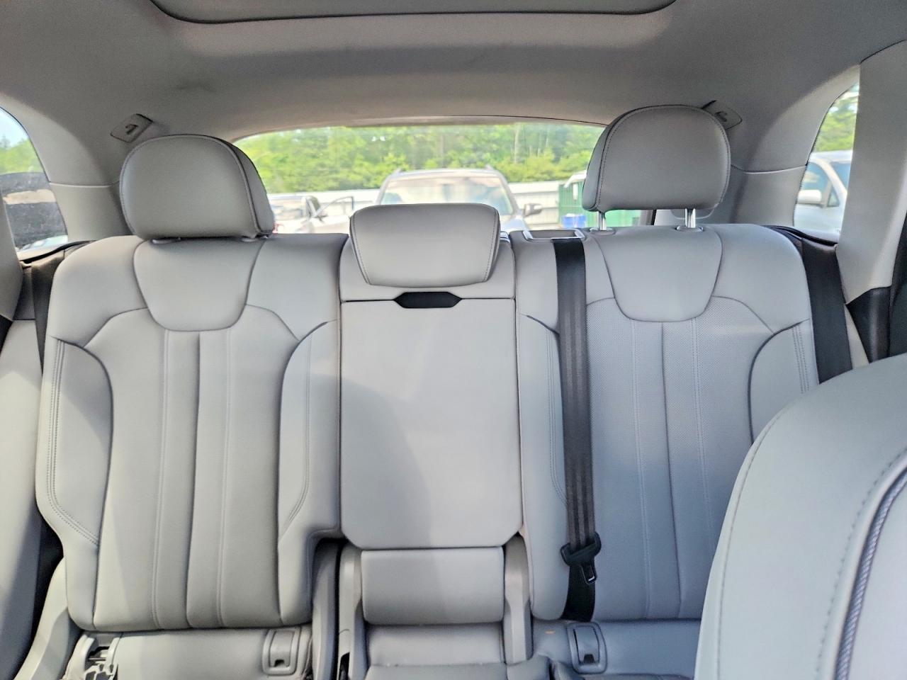 2021 AUDI Q5 quattro Premium Plus