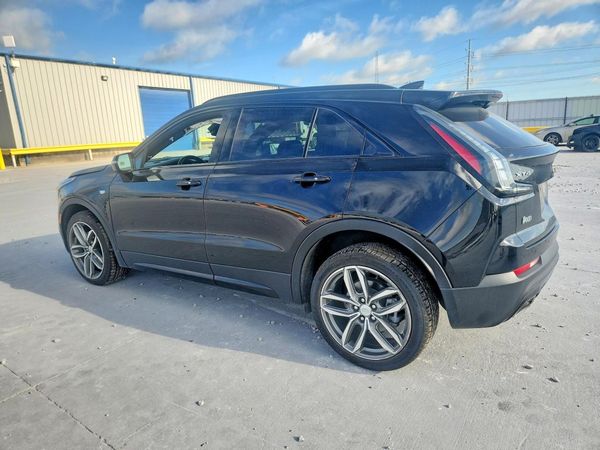 2023 CADILLAC XT4 Sport