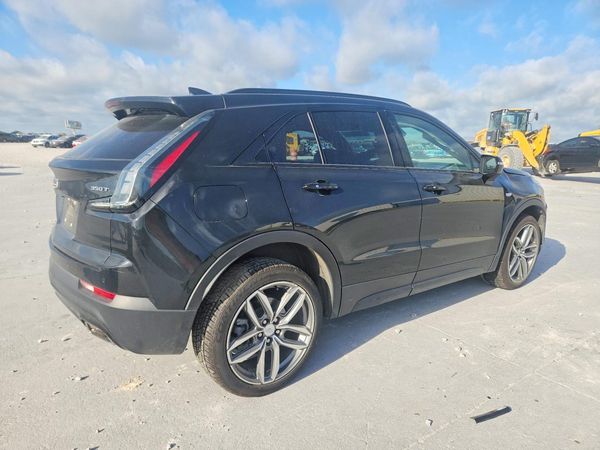2023 CADILLAC XT4 Sport