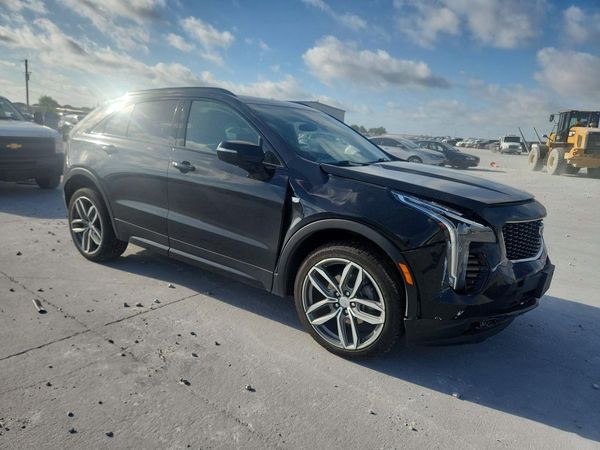 2023 CADILLAC XT4 Sport