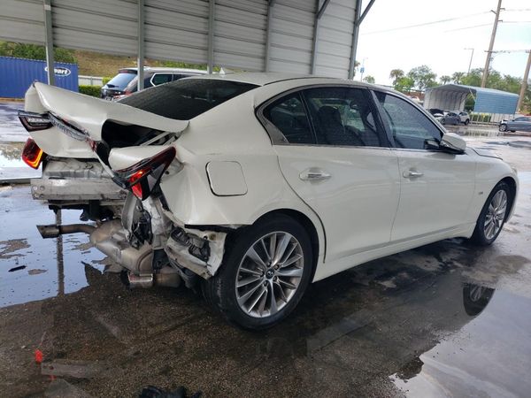 2018 INFINITI Q50