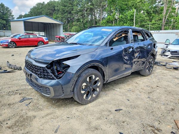 2023 KIA SPORTAGE X-LINE