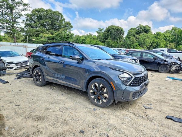 2023 KIA SPORTAGE X-LINE