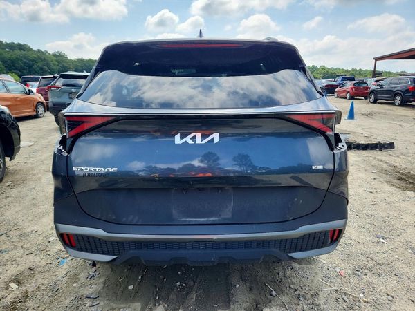 2023 KIA SPORTAGE X-LINE