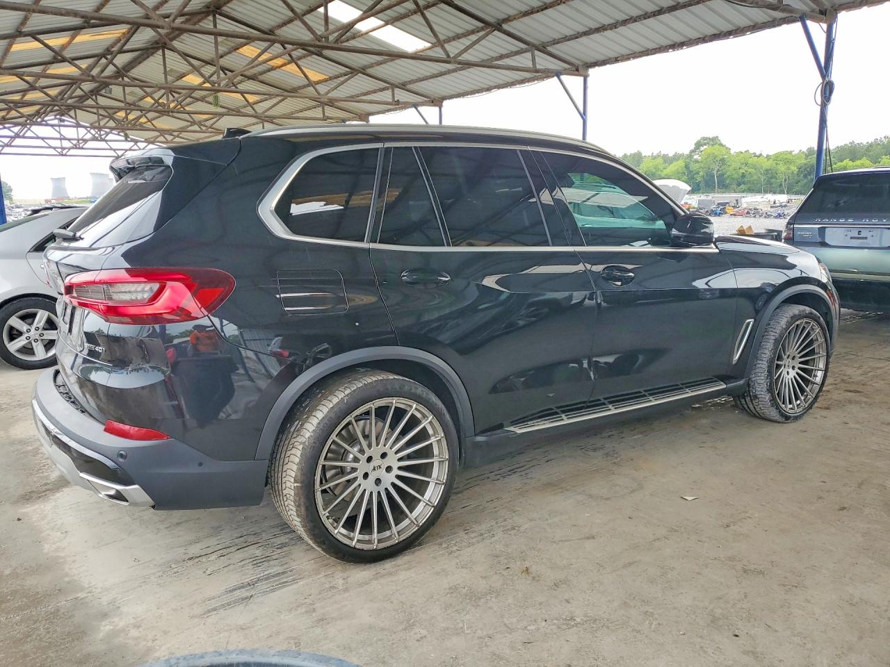 2023 BMW X5 sDrive40i