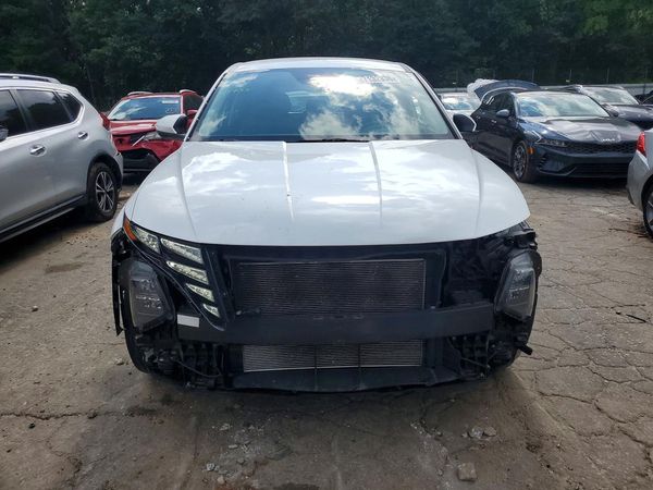 2022 HYUNDAI TUCSON SE