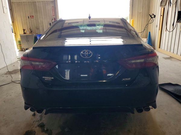 2021 TOYOTA CAMRY