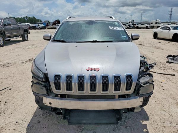 2017 JEEP CHEROKEE LATITUDE FWD