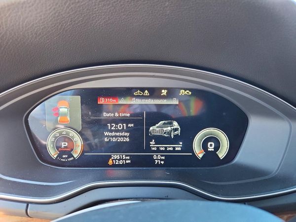 2022 AUDI Q5