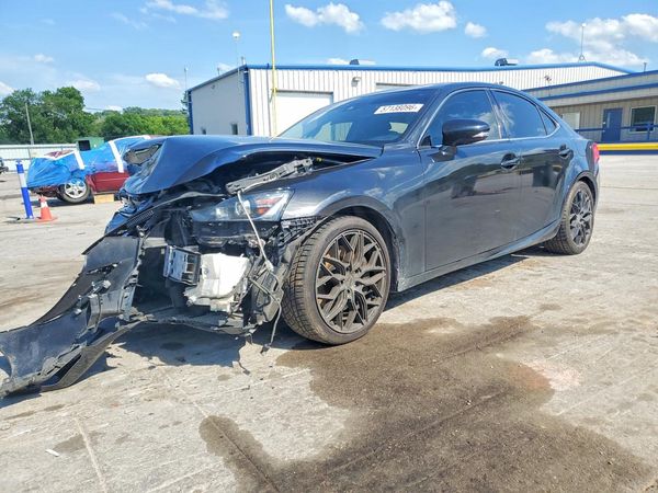 2018 LEXUS IS 300