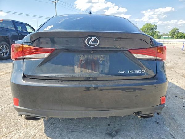 2018 LEXUS IS 300