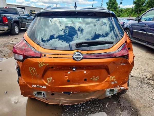 2023 NISSAN KICKS